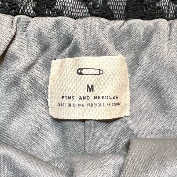 Urban Outfitters Pins and Needles Black Lace Shorts - Picture 2 of 3